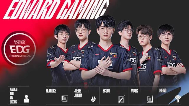 自摆乌龙而 自摆乌龙而