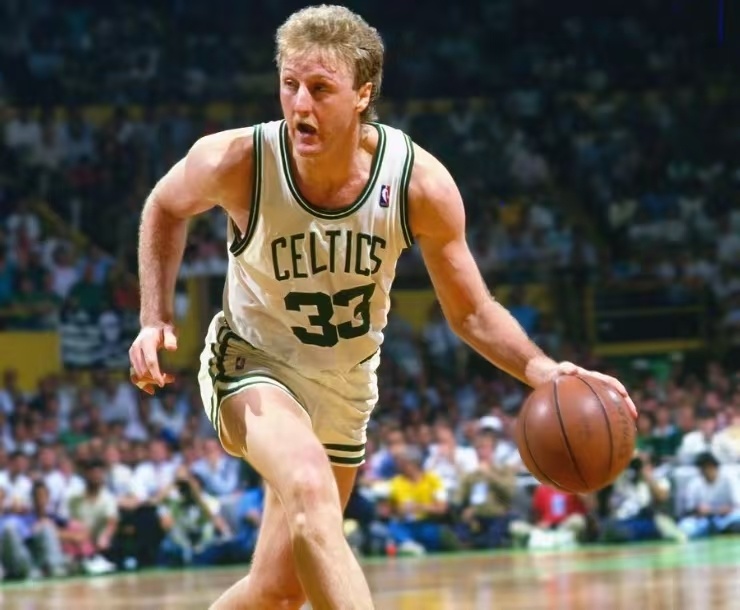 赛场上增添 赛场上增添