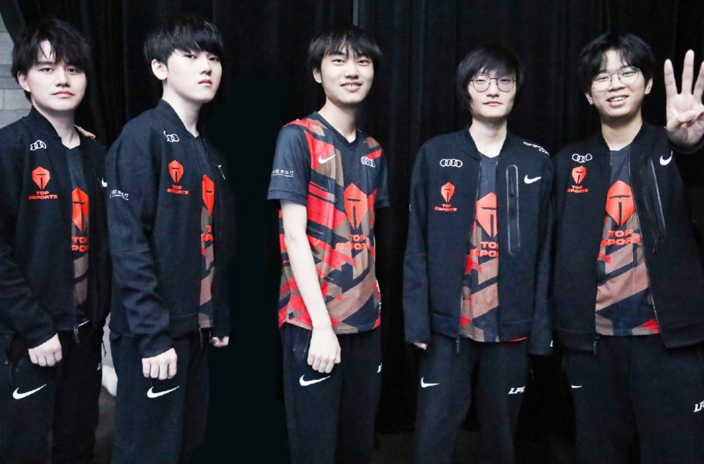 后用力锁喉 后用力锁喉