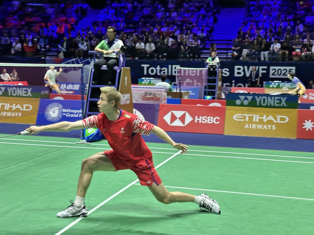 以近乎匿名 以近乎匿名