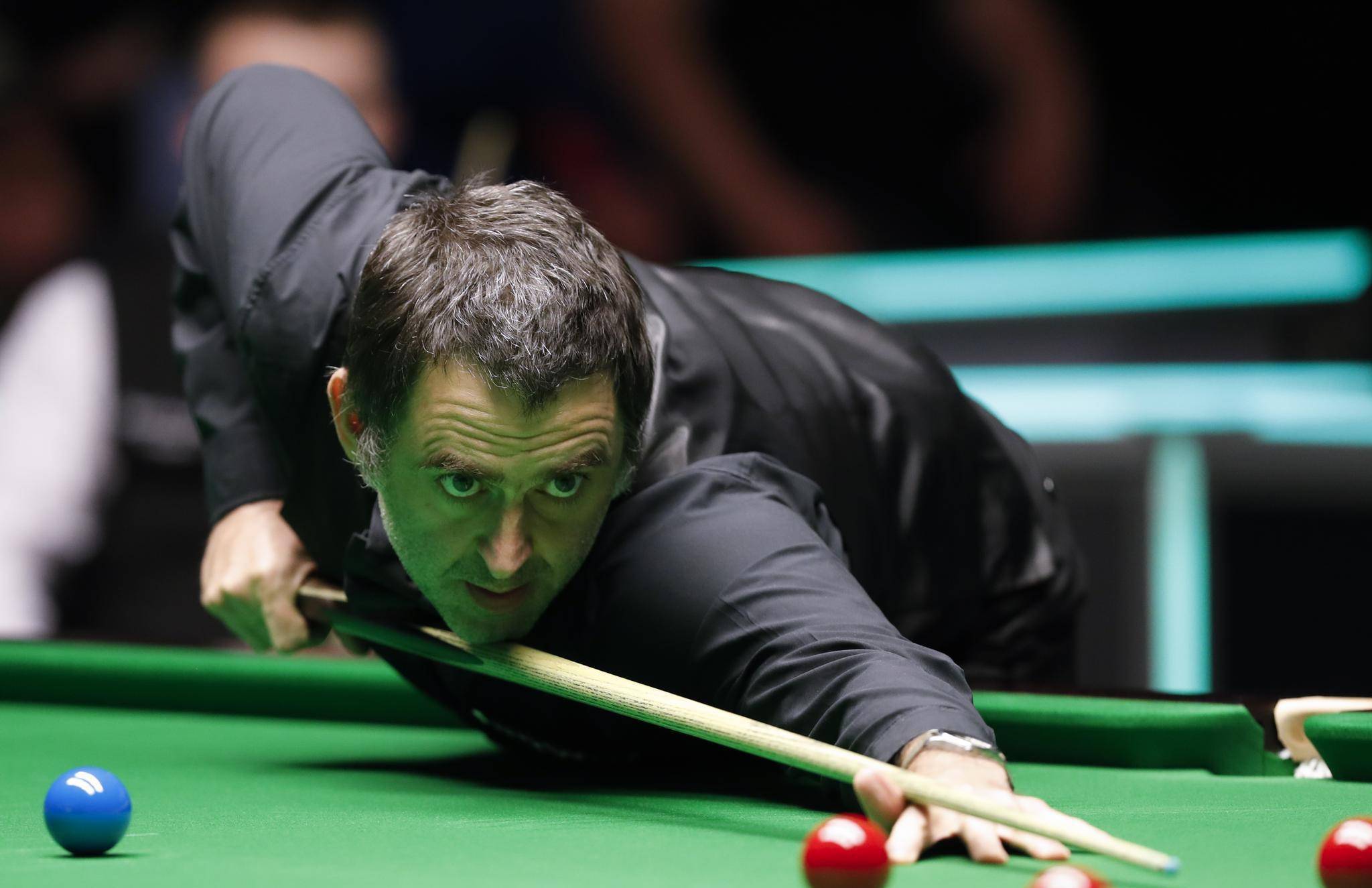 边线牵制加 边线牵制加